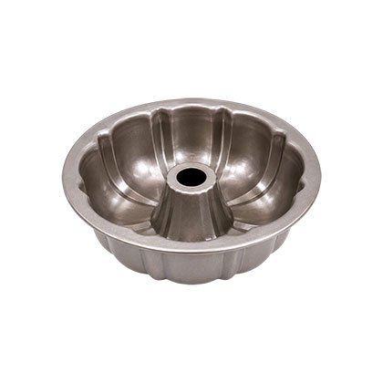 Classic Fluted Bundt Pan