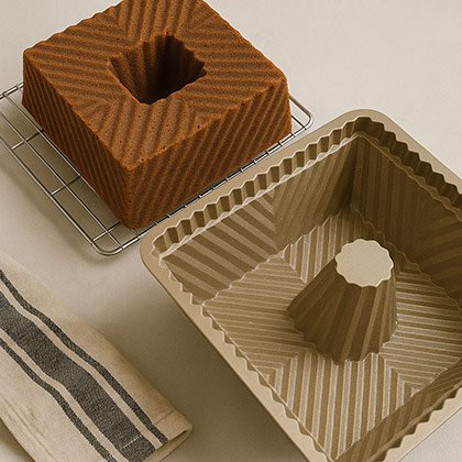 Square Groove Cast Aluminum Pan